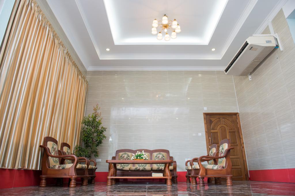Aung Tha Pyay Hotel 3 Yangón Exterior foto